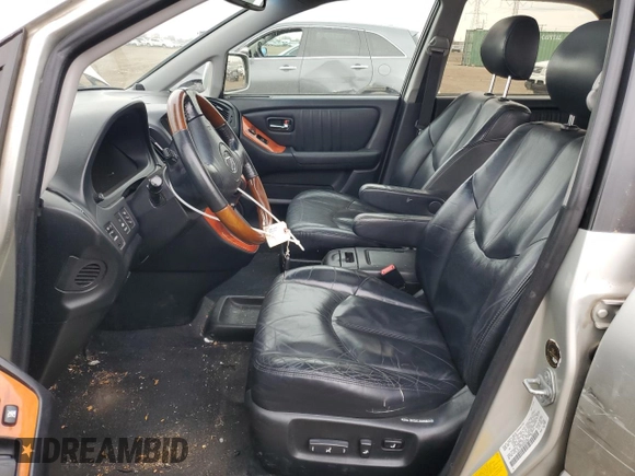 2003 Lexus RX 300 z VIN JTJHF10U330300482, wystawiony jako Copart lot #53716065 z przebiegiem 170 099 mil mil oraz Szkoda całkowita • Salvage title. Historia ofert i sprzedaży dostępna na DreamBid. Obrazek 7.