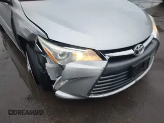 2015 Toyota Camry XLE with VIN 4T4BF1FK2FR448135, listed as a IAAI auction lot 41965092 with 67,367 mi miles. Bid and sale history available at carsss.com. Image 6.