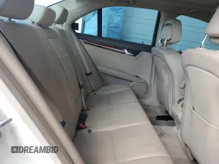 2011 Mercedes-Benz C 300 Sport с VIN WDDGF5EB1BA461781, выставлен на аукционе Copart как лот 63345725 с пробегом 124 354 миль миль и Списание • Salvage title. История ставок и продаж доступна на DreamBid. Изображение 10.