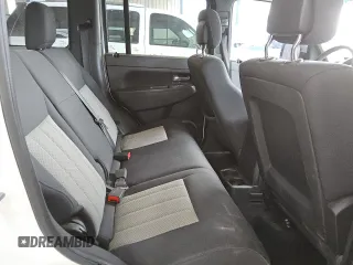 2010 Jeep Liberty Sport with VIN 1J4PN2GK5AW166722, listed as a Copart auction lot 49254645 with 175,781 mi miles and Clean Title. Bid and sale history available at carsss.com. Image 11.