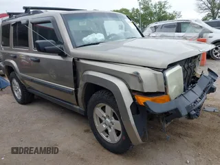 2006 Jeep Commander с VIN 1J8HG48N06C275065, выставлен на аукционе IAAI как лот 42330005 с пробегом 196 924 миль миль и . История ставок и продаж доступна на DreamBid. Изображение 1.
