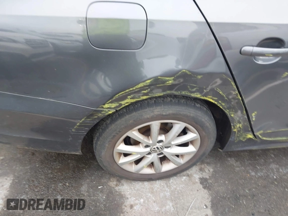 2012 Volkswagen Jetta SE с VIN 3VWDP7AJ5CM451193, выставлен на аукционе IAAI как лот 42228110 с пробегом 110 583 миль миль и . История ставок и продаж доступна на DreamBid. Изображение 12.