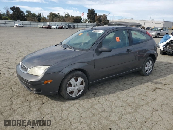 2005 Ford Focus S with VIN 3FAFP31N85R145706, listed as a Copart auction lot 52822925 with Not Provided miles and Clean Title. Bid and sale history available at carsss.com. Image 1.