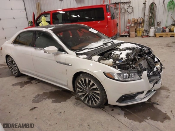 2017 Lincoln Continental Black Label with VIN 1LN6L9BC9H5637539, listed as a IAAI auction lot 41516006 with 163,223 mi miles. Bid and sale history available at carsss.com. Image 1.
