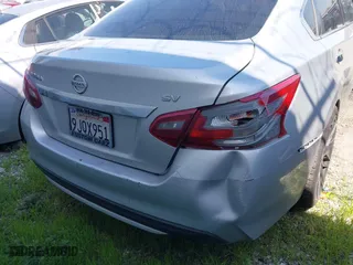 2018 Nissan Altima 2.5 SV with VIN 1N4AL3AP9JC163650, listed as a IAAI auction lot 41801388 with 1 mi miles. Bid and sale history available at carsss.com. Image 16.