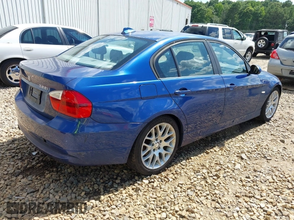 2007 BMW 3 Series 328i with VIN WBAVA33587KX72883, listed as a IAAI auction lot 42632484 with 203,514 mi miles and . Bid and sale history available at DreamBid. Image 4.