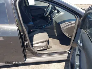 2013 Ford Focus SE with VIN 1FADP3F21DL264359, listed as a IAAI auction lot 42562576 with 167,624 mi miles and . Bid and sale history available at DreamBid. Image 5.
