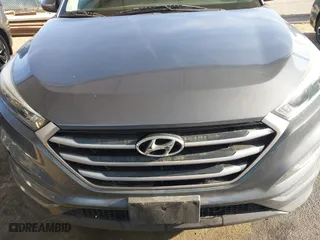2017 Hyundai Tucson SE Plus with VIN KM8J33A40HU329666, listed as a IAAI auction lot 42084886 with 144,785 mi miles. Bid and sale history available at carsss.com. Image 6.