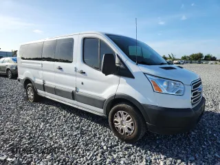 2019 Ford Transit Passenger XL with VIN 1FBZX2ZM4KKA75090, listed as a Copart auction lot 59960275 with 137,417 mi miles and Non repairable. Bid and sale history available at DreamBid. Image 4.