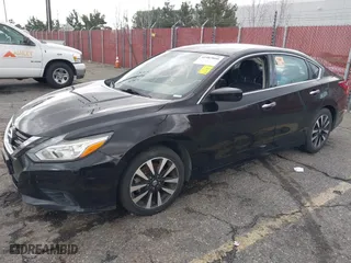 2018 Nissan Altima 2.5 SL with VIN 1N4AL3AP1JC198487, listed as a IAAI auction lot 41583866 with 146,172 mi miles. Bid and sale history available at carsss.com. Image 20.