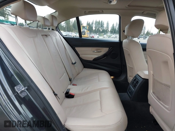 2018 BMW 3 Series 320i xDrive with VIN WBA8E5G53JNV03333, listed as a IAAI auction lot 42018275 with 45,950 mi miles. Bid and sale history available at carsss.com. Image 8.
