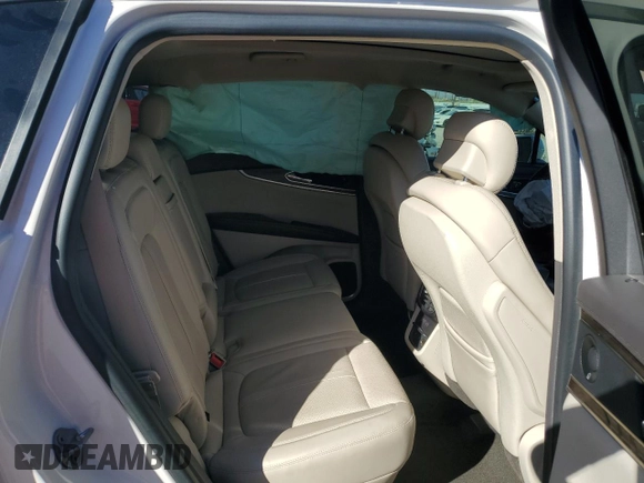 2019 Lincoln Nautilus Reserve with VIN 2LMPJ6LP6KBL18701, listed as a Copart auction lot 44176695 with Not provided miles and Salvage title. Bid and sale history available at DreamBid. Image 10.