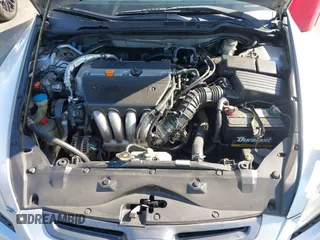 2004 Honda Accord LX z VIN 1HGCM56354A032783, wystawiony jako IAAI lot #40866029 z przebiegiem 276 849 mil mil oraz . Historia ofert i sprzedaży dostępna na DreamBid. Obrazek 10.