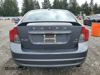 2010 Volvo S40 R-Design with VIN YV1672MH2A2511808, listed as a Copart auction lot 47414725 with 101,389 mi miles and Salvage Title. Bid and sale history available at carsss.com. Image 6.