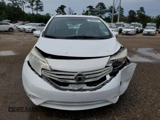 2015 Nissan Note S z VIN 3N1CE2CP4FL404422, wystawiony jako Copart lot #55834855 z przebiegiem 113 990 mil mil oraz Szkoda całkowita • Salvage title. Historia ofert i sprzedaży dostępna na DreamBid. Obrazek 5.