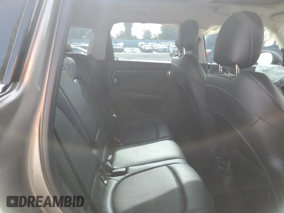 2018 MINI Countryman Cooper S with VIN WMZYT3C38J3E00263, listed as a Copart auction lot 41866005 with 0 mi miles and Salvage Title. Bid and sale history available at carsss.com. Image 10.