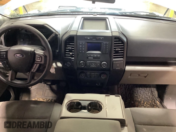 2020 Ford F-150 XL с VIN 1FTEX1EP8LKE46239, выставлен на аукционе IAAI как лот 42806611 с пробегом 171 789 миль миль и . История ставок и продаж доступна на DreamBid. Изображение 26.