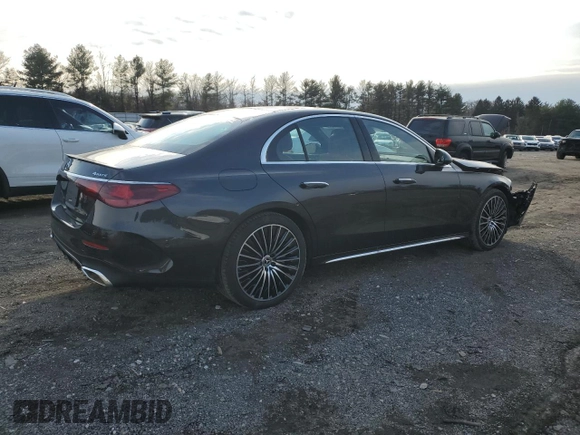 2024 Mercedes-Benz E-Class E 350 with VIN W1KLF4HB3RA054172, listed as a Copart auction lot 83309834 with 2,392 mi miles and Salvage Title. Bid and sale history available at carsss.com. Image 3.