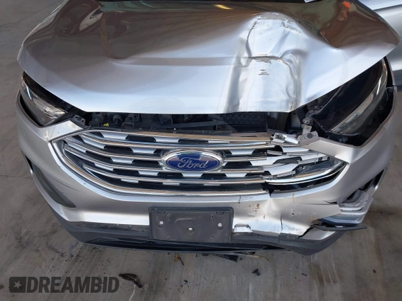 2020 Ford Edge SE z VIN 2FMPK3G97LBA60726, wystawiony jako IAAI lot #41996884 z przebiegiem 62 817 mil mil oraz . Historia ofert i sprzedaży dostępna na DreamBid. Obrazek 6.