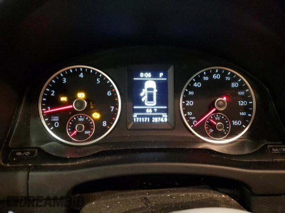 2013 Volkswagen Tiguan SE z VIN WVGBV3AX2DW559247, wystawiony jako Copart lot #57121375 z przebiegiem 171 171 mil mil oraz Czysty tytuł • Clean title. Historia ofert i sprzedaży dostępna na DreamBid. Obrazek 9.