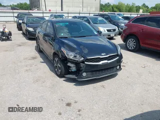 2019 Kia Forte LXS z VIN 3KPF24ADXKE091799, wystawiony jako IAAI lot #42375388 z przebiegiem 112 756 mil mil oraz . Historia ofert i sprzedaży dostępna na DreamBid. Obrazek 1.