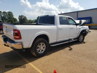 2022 Ram 2500 Laramie z VIN 3C6UR5FJ3NG219405, wystawiony jako Copart lot #60225984 z przebiegiem 9 213 mil mil oraz Szkoda całkowita • Salvage title. Historia ofert i sprzedaży dostępna na DreamBid. Obrazek 3.