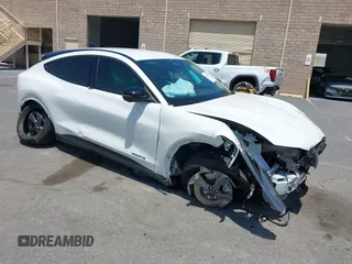 2023 Ford Mustang Mach-E Select с VIN 3FMTK1SS5PMA01675, выставлен на аукционе IAAI как лот 42417847 с пробегом 25 722 миль миль и . История ставок и продаж доступна на DreamBid. Изображение 1.