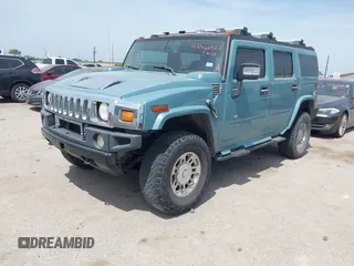 2007 Hummer H2 SUV z VIN 5GRGN23U17H102931, wystawiony jako IAAI lot #42262922 z przebiegiem 299 804 mil mil oraz . Historia ofert i sprzedaży dostępna na DreamBid. Obrazek 17.