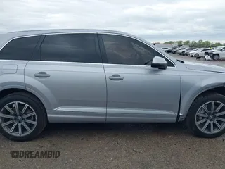 2019 Audi Q7 Premium Plus z VIN WA1LAAF73KD040924, wystawiony jako IAAI lot #41897902 z przebiegiem 131 535 mil mil oraz . Historia ofert i sprzedaży dostępna na DreamBid. Obrazek 13.
