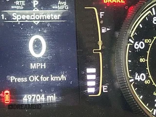 2021 Jeep Cherokee Latitude Plus z VIN 1C4PJLLB5MD223983, wystawiony jako IAAI lot #42741294 z przebiegiem 49 704 mil mil oraz . Historia ofert i sprzedaży dostępna na DreamBid. Obrazek 10.