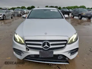 2017 Mercedes-Benz E 300 Luxury z VIN WDDZF4KB7HA057948, wystawiony jako Copart lot #55938655 z przebiegiem 97 828 mil mil oraz Szkoda całkowita • Salvage title. Historia ofert i sprzedaży dostępna na DreamBid. Obrazek 5.