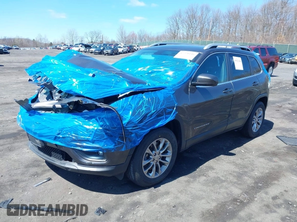 2020 Jeep Cherokee Altitude with VIN 1C4PJMLB3LD584911, listed as a IAAI auction lot 41921146 with 47,293 mi miles. Bid and sale history available at carsss.com. Image 2.