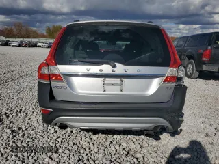 2015 Volvo XC70 T5 Drive-E Premier with VIN YV440MBK4F1220667, listed as a Copart auction lot 77652844 with 173,704 mi miles and Clean Title. Bid and sale history available at DreamBid. Image 6.
