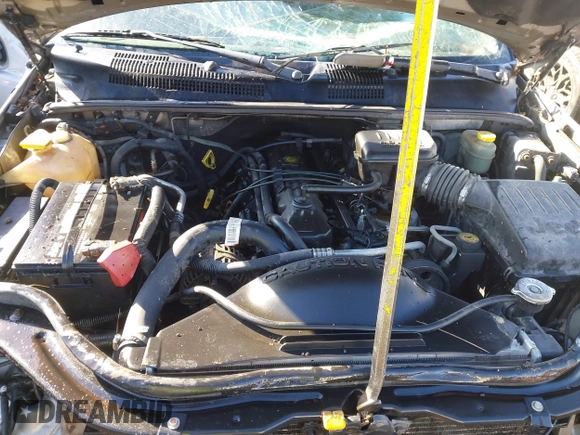 2001 Jeep Grand Cherokee Laredo with VIN 1J4GX48S51C735316, listed as a IAAI auction lot 41752349 with 214,101 mi miles and . Bid and sale history available at DreamBid. Image 10.