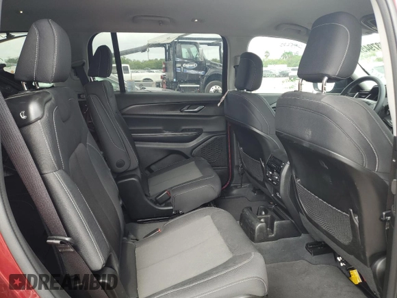 2023 Jeep Grand Cherokee Altitude with VIN 1C4RJJAG5P8843578, listed as a Copart auction lot 53737945 with 30,847 mi miles and Salvage title. Bid and sale history available at DreamBid. Image 11.