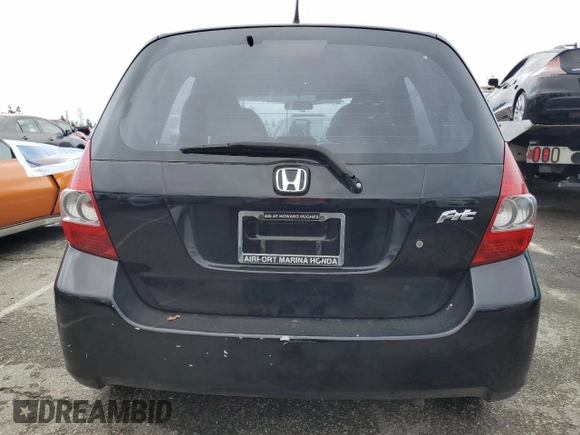 2007 Honda Fit z VIN JHMGD38457S012962, wystawiony jako Copart lot #55927755 z przebiegiem 172 153 mil mil oraz Szkoda całkowita • Salvage title. Historia ofert i sprzedaży dostępna na DreamBid. Obrazek 6.