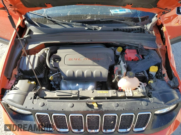 2020 Jeep Renegade Latitude with VIN ZACNJABB4LPL22756, listed as a Copart auction lot 50824715 with Not provided miles and Salvage title. Bid and sale history available at DreamBid. Image 12.