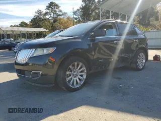 2011 Lincoln MKX with VIN 2LMDJ8JK6BBJ16267, listed as a Copart auction lot 47453095 with 186,506 mi miles and Non Repairable. Bid and sale history available at carsss.com. Image 1.