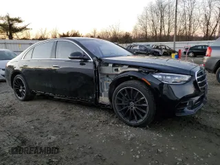 2022 Mercedes-Benz S 580 z VIN W1K6G7GB1NA119379, wystawiony jako Copart lot #72932952 z przebiegiem 2962 mil mil oraz . Historia ofert i sprzedaży dostępna na DreamBid. Obrazek 4.