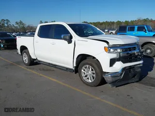 2022 Chevrolet Silverado 1500 LT with VIN 1GCPDKEKXNZ606711, listed as a IAAI auction lot 41698884 with 34,820 mi miles. Bid and sale history available at carsss.com. Image 1.