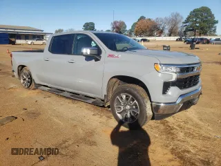 2024 Chevrolet Silverado 1500 LT with VIN 3GCUDDE80RG255929, listed as a Copart auction lot 85873354 with 1,584 mi miles and Salvage Title. Bid and sale history available at carsss.com. Image 4.