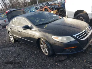 2009 Volkswagen CC 4Motion with VIN WVWGU73C29E546025, listed as a IAAI auction lot 41490369 with 999,999 mi miles. Bid and sale history available at carsss.com. Image 1.
