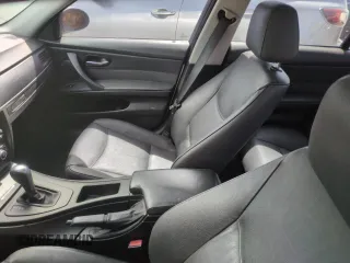 2007 BMW 3 Series 328xi with VIN WBAVC73507KP34341, listed as a Copart auction lot 52455725 with Not provided miles and Salvage title. Bid and sale history available at DreamBid. Image 7.
