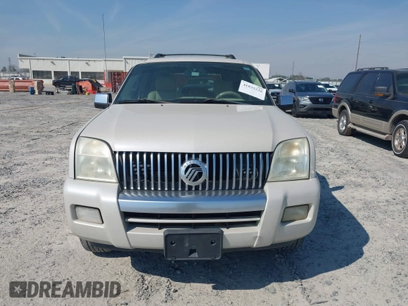 2006 Mercury Mountaineer Premier with VIN 4M2EU38846UJ12298, listed as a IAAI auction lot 41835226 with 214,521 mi miles. Bid and sale history available at carsss.com. Image 6.