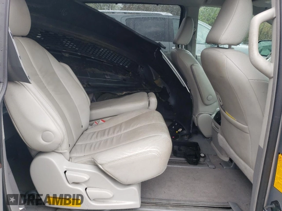 2011 Toyota Sienna XLE AAS with VIN 5TDYK3DC3BS097987, listed as a Copart auction lot 53044035 with 45,865 mi miles and Salvage Title. Bid and sale history available at carsss.com. Image 12.