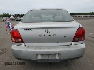2002 Toyota ECHO z VIN JTDAT123820226685, wystawiony jako Copart lot #72036334 z przebiegiem 148 060 mil mil oraz Szkoda całkowita • Salvage title. Historia ofert i sprzedaży dostępna na DreamBid. Obrazek 6.