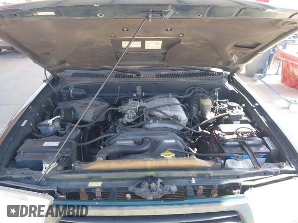 2000 Toyota 4Runner SR5 with VIN JT3GN86R9Y0153027, listed as a IAAI auction lot 42068029 with 188,171 mi miles and . Bid and sale history available at DreamBid. Image 10.