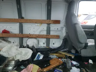2011 Ford Econoline Cargo Commercial с VIN 1FTNE1EW9BDA93347, выставлен на аукционе Copart как лот 50518145 с пробегом Не указан миль и На запчасти • Non repairable. История ставок и продаж доступна на DreamBid. Изображение 10.