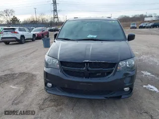 2016 Dodge Grand Caravan R/T with VIN 2C4RDGEG7GR270661, listed as a IAAI auction lot 41274031 with 124,747 mi miles. Bid and sale history available at carsss.com. Image 12.