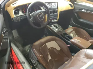 2009 Audi A5 z VIN WAUDK78T09A013256, wystawiony jako Copart lot #43283925 z przebiegiem 134 066 mil mil oraz Czysty tytuł • Clean title. Historia ofert i sprzedaży dostępna na DreamBid. Obrazek 8.